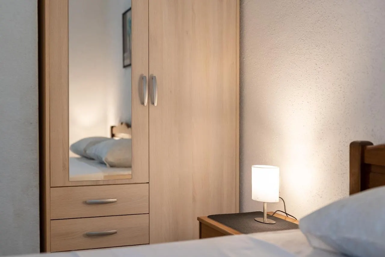 Filomena Rooms Trogir 0*,  Croatia