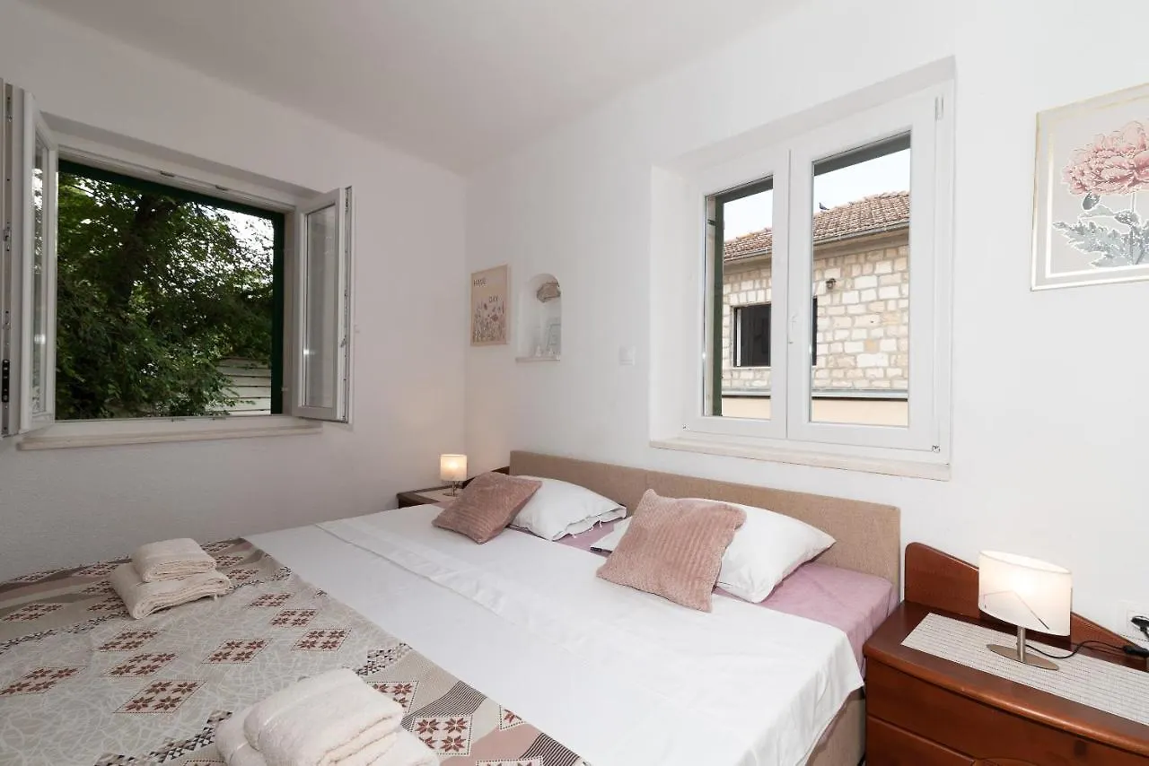 Bed & Breakfast Filomena Rooms Trogir Croatia