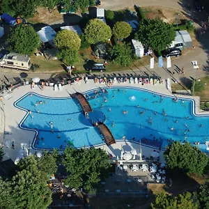***** Holiday park Maistra Vestar Mobile Homes Croatia