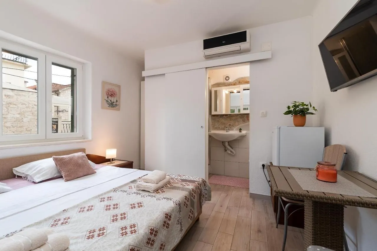 Bed & Breakfast Filomena Rooms Trogir